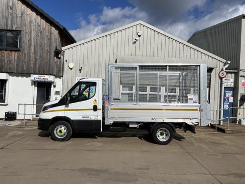 3.5T Caged Tipper + Tail Lift