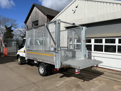 3.5T Caged Tipper + Tail Lift