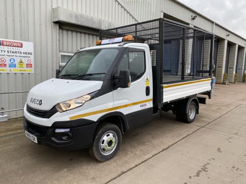 3.5T Caged Tipper + Tail Lift