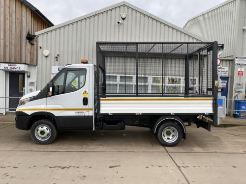 3.5T Caged Tipper + Tail Lift