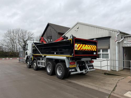 32T Tipper Grab