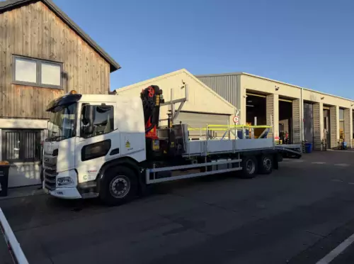 26T Builders Merchant Beavertail (Cheese Wedge) with Crane