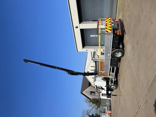 18T Street Lighting Vehicle Drop side with Crane