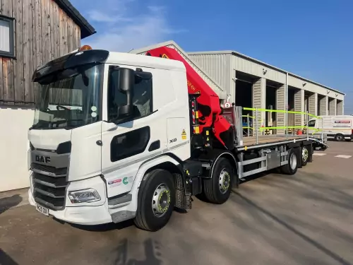 32T Beavertail (Cheese Wedge) with Hydraulic Crane