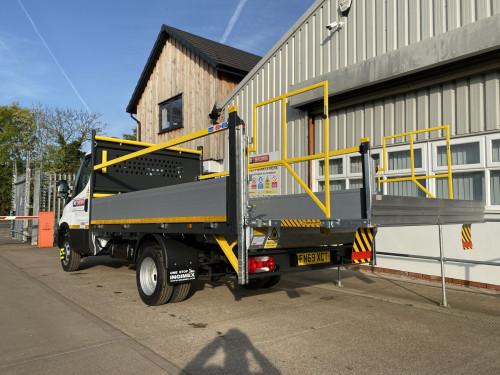 3.5T Dropside with or without tail lift