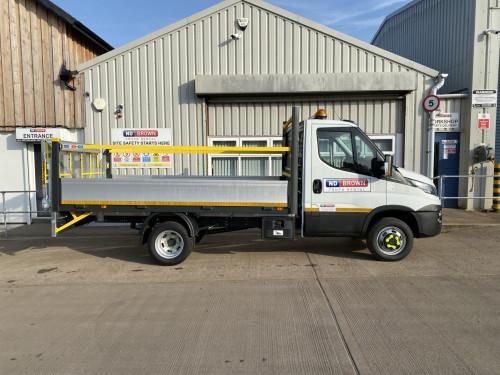 3.5T Dropside with or without tail lift