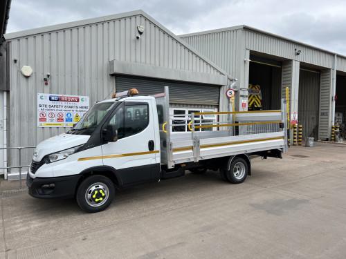 3.5T Dropside with or without tail lift