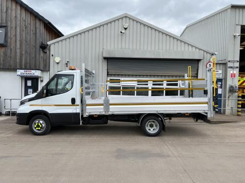 3.5T Dropside with or without tail lift