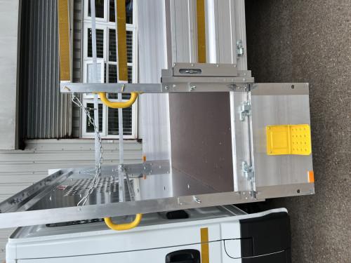 3.5T Dropside with or without tail lift
