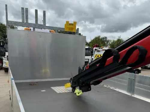 18T Dropside with Rear Mounted Crane