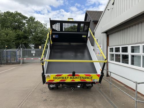3.5T Crew Cab Tippers
