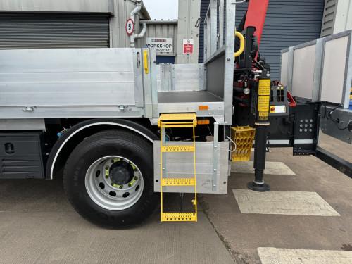 12T & 18T Pole Erection Units (PEUs)