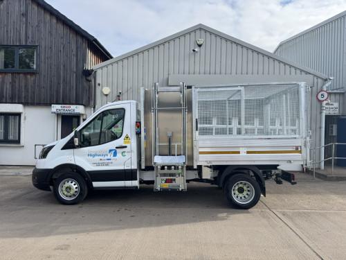 3.5T Caged Tipper with Side Bin Lift